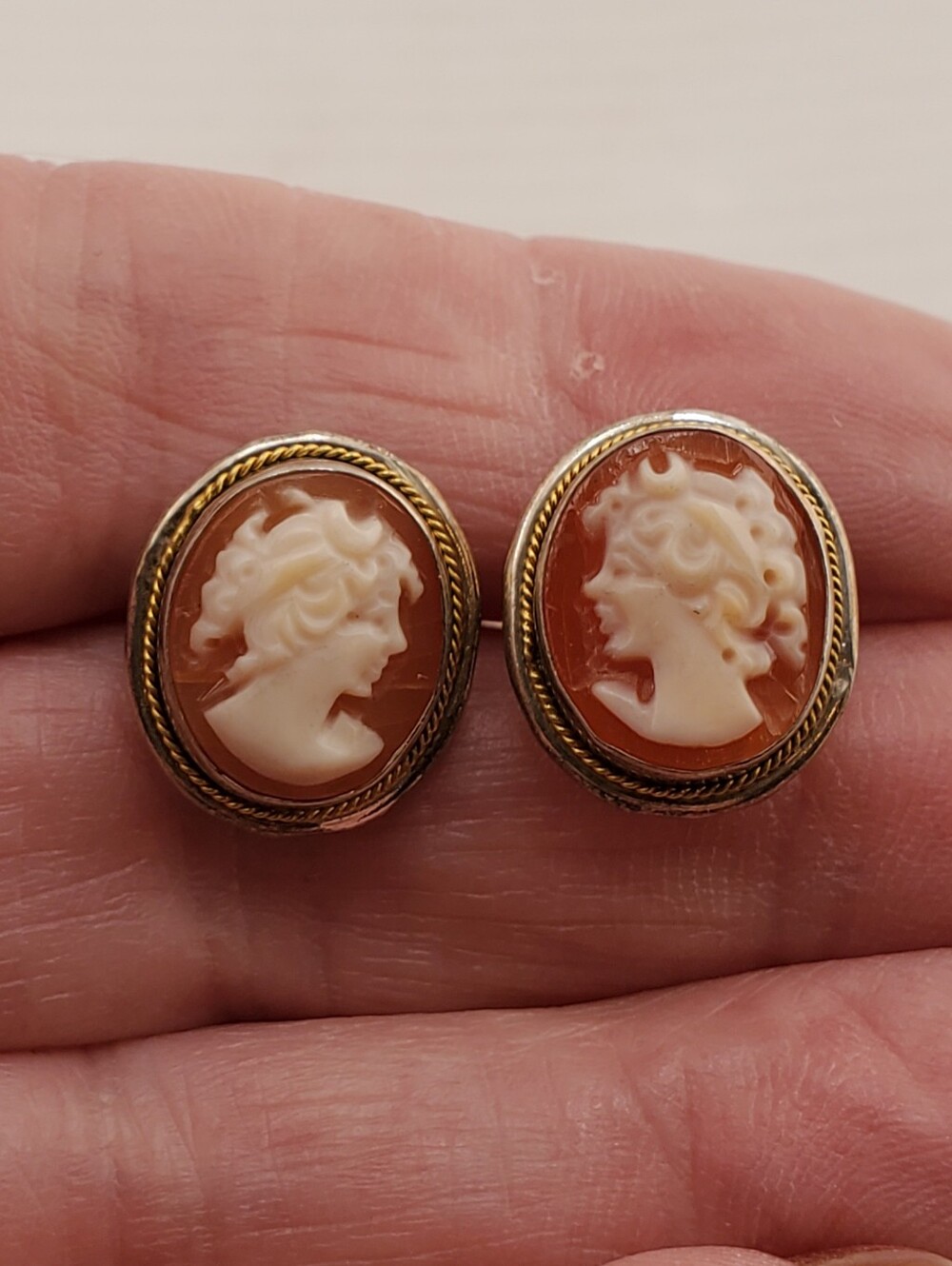 Sterling Silver Shell Cameo Earrings